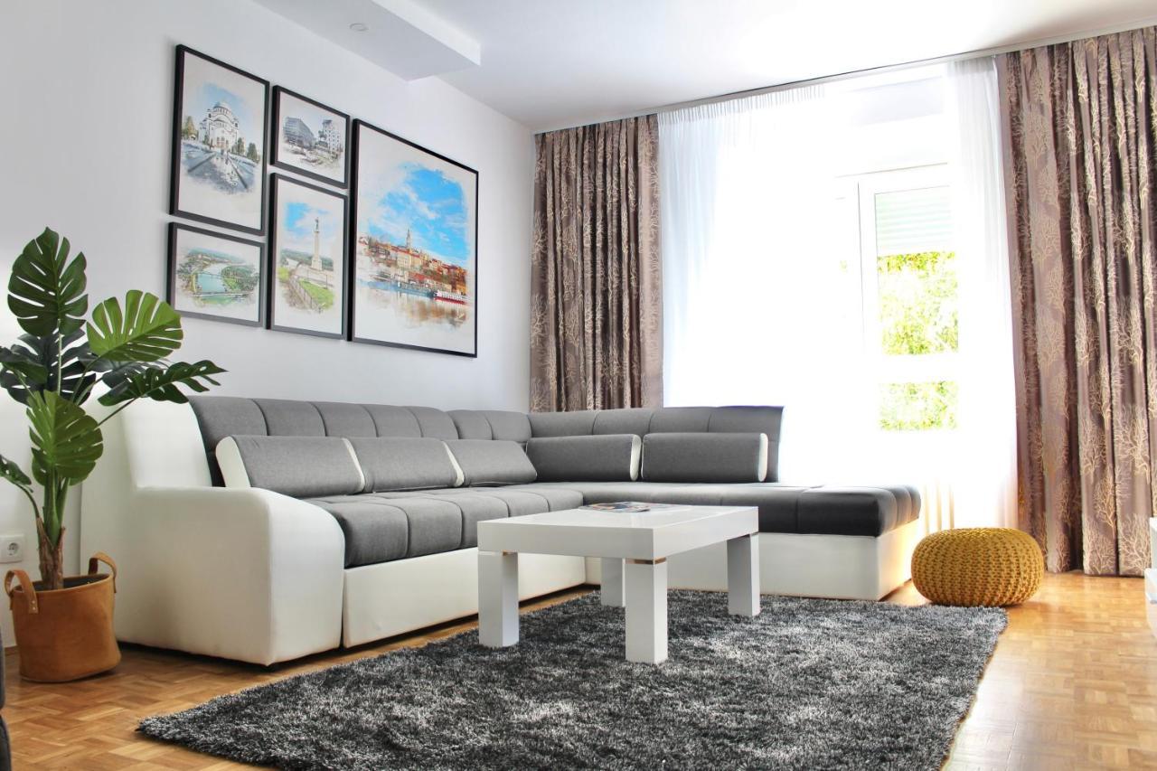 Ramonda - New Belgrade Apartment Екстериор снимка