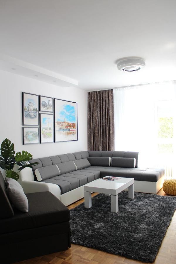 Ramonda - New Belgrade Apartment Екстериор снимка